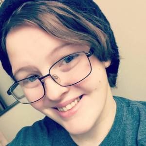 Meet your Posher, Carlee